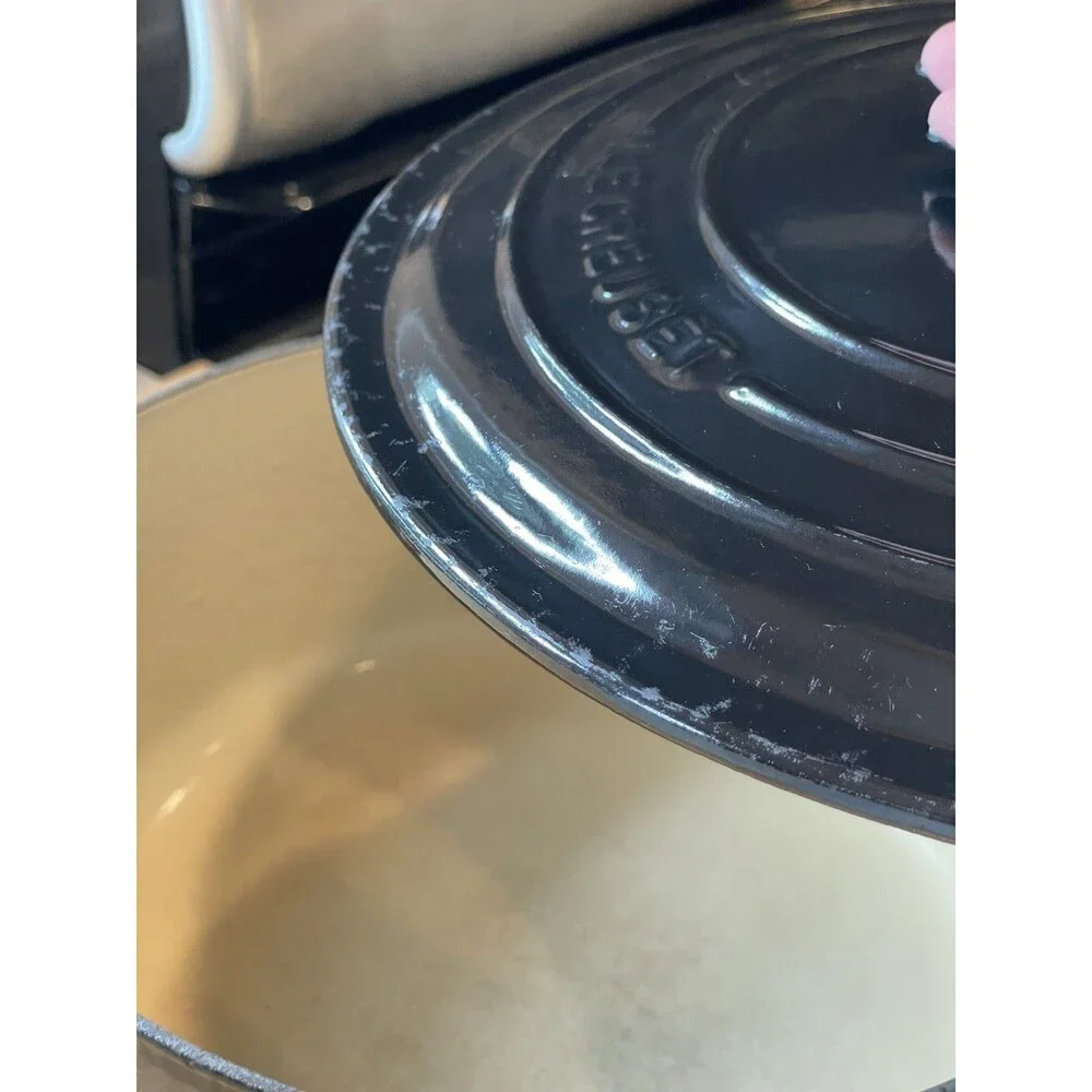 Le Creuset #26 5.5 Qt Round Dutch Oven Shiny Black Onyx Enamel Cast Iron France